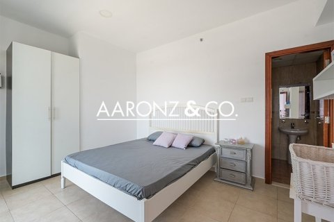 Снять в аренду квартиру в Джумейра Лейк Тауэрс, Дубай: 1 спальня, 89м², № 90742 - фото 7