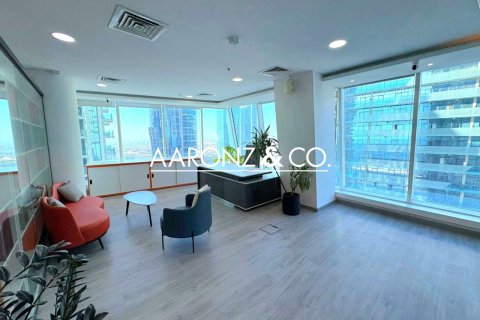 Office in Business Bay, Dubai 139 sq.m. № 90741 - photo 6