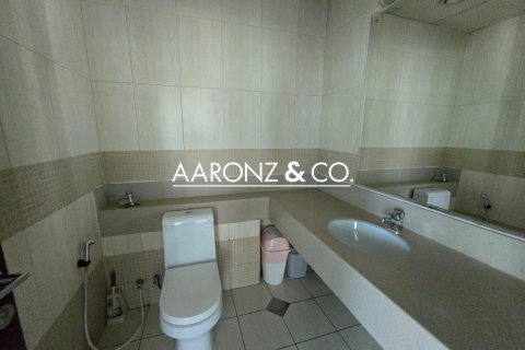 Снять в аренду офис в Бизнес-Бэе, Дубай: 113м², № 90743 - фото 16