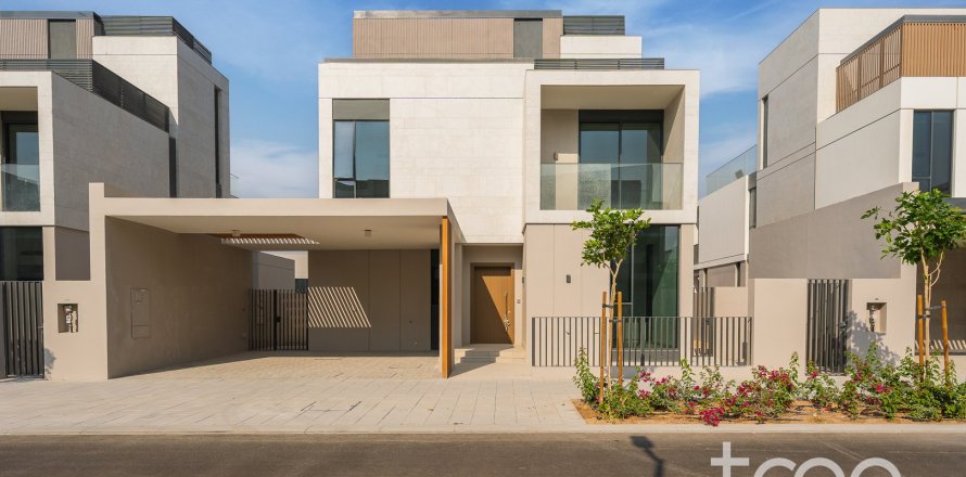 Вилла в Arabian Ranches 3, Дубай, 4 спальни, 432.28м², № 137999