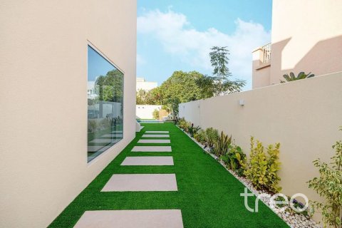 Villa en The Springs, Dubai, 4 dormitorios, 209.77 m², № 138001 - foto 9