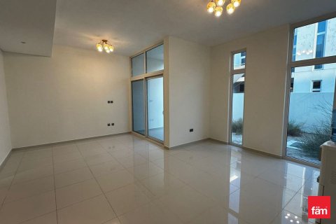 Adosado en Dubai, 3 dormitorios, 154.6 m², № 70580 - foto 1