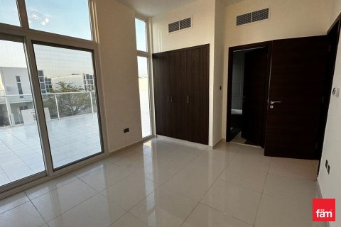 Adosado en Dubai, 3 dormitorios, 154.6 m², № 70580 - foto 13