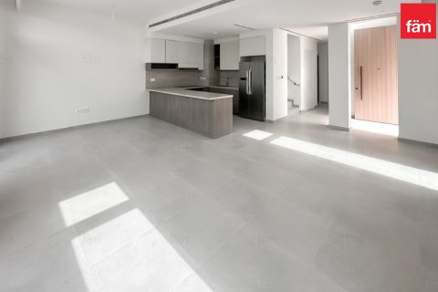 Adosado en Dubai, 4 dormitorios, 259.4 m², № 70578 - foto 2