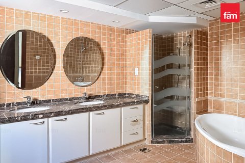 Adosado en Motor City, Dubai, 4 dormitorios, 400 m², № 70572 - foto 19