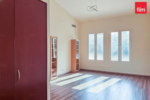 Adosado en Motor City, Dubai, 4 dormitorios, 400 m², № 70572 - foto 12