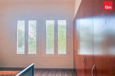 Adosado en Motor City, Dubai, 4 dormitorios, 400 m², № 70572 - foto 13