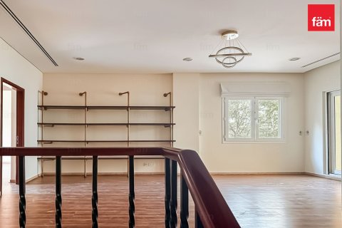 Adosado en Motor City, Dubai, 4 dormitorios, 400 m², № 70572 - foto 10