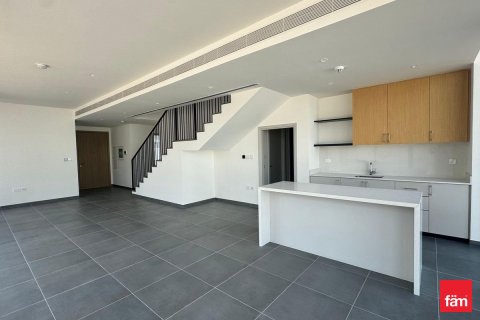 Villa in Dubai 4 bedrooms, 389.3 sq.m. № 70579 - photo 2