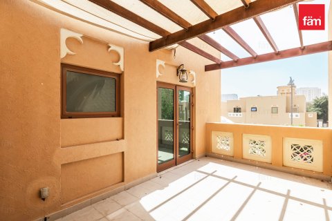 Adosado en Al Furjan, Dubai, 3 dormitorios, 224 m², № 12017 - foto 19