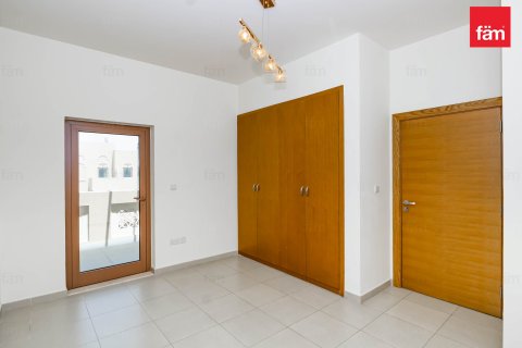Adosado en Al Furjan, Dubai, 3 dormitorios, 224 m², № 12017 - foto 10