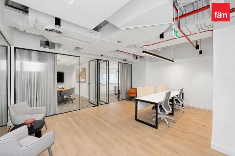 Office in Sheikh Zayed Road, Dubai 1064.9 sq.m. № 109342 - photo 4