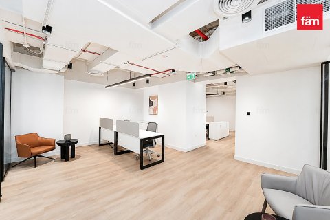 Office in Sheikh Zayed Road, Dubai 1064.9 sq.m. № 109342 - photo 7