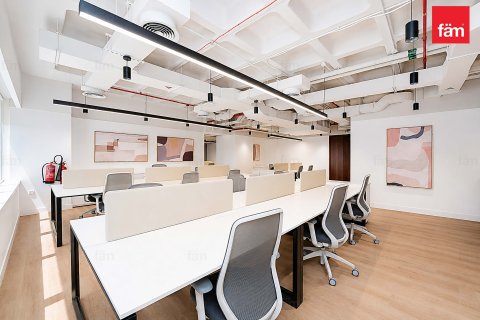 Office in Sheikh Zayed Road, Dubai 1064.9 sq.m. № 109342 - photo 13