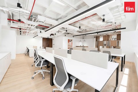 Office in Sheikh Zayed Road, Dubai 1064.9 sq.m. № 109342 - photo 15