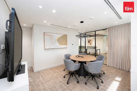 Office in Sheikh Zayed Road, Dubai 1064.9 sq.m. № 109342 - photo 11
