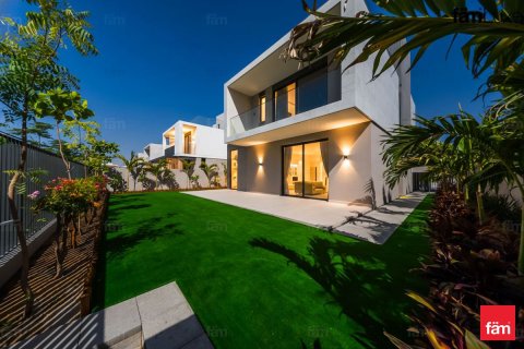 Villa en Dubai, 4 dormitorios, 456.9 m², № 109347