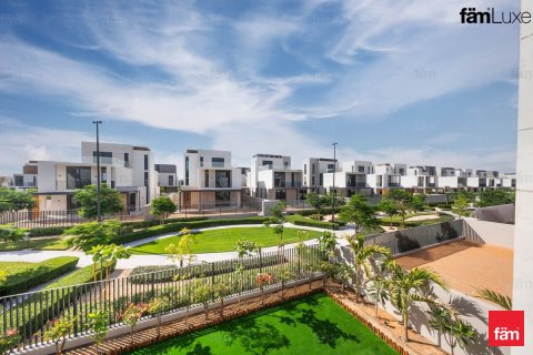 Villa en Dubai, 4 dormitorios, 456.9 m², № 109347 - foto 10