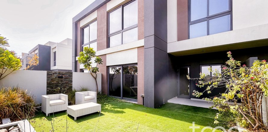 Villa in Dubai South (Dubai World Central), Dubai 3 bedrooms, 150.5 sq.m. № 136283