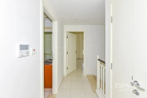 Townhouse in Springs 12, The Springs, Dubai 3 bedrooms, 209 sq.m. № 122866 - photo 15