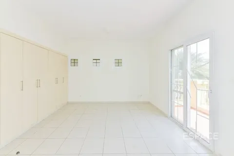 Townhouse in Springs 12, The Springs, Dubai 3 bedrooms, 209 sq.m. № 122866 - photo 8