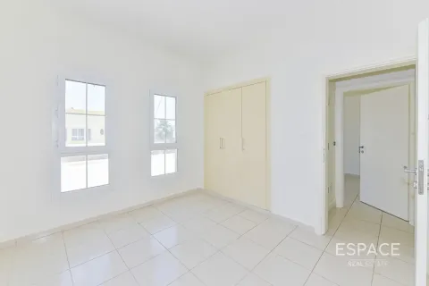 Townhouse in Springs 12, The Springs, Dubai 3 bedrooms, 209 sq.m. № 122866 - photo 13