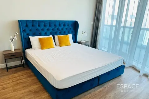 Apartment in Dubai Marina, Dubai 4 bedrooms, 228 sq.m. № 122864 - photo 6
