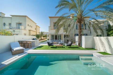 Villa in The Springs, Dubai 4 bedrooms, 209 sq.m. № 122868 - photo 18