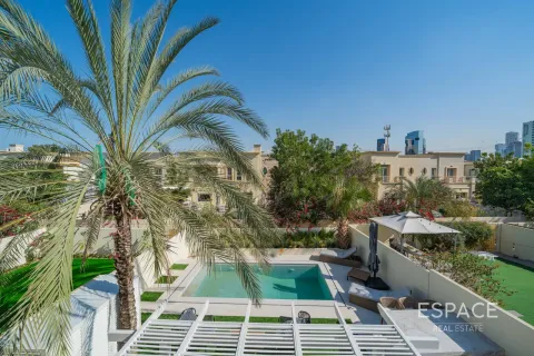 Villa in The Springs, Dubai 4 bedrooms, 209 sq.m. № 122868 - photo 16