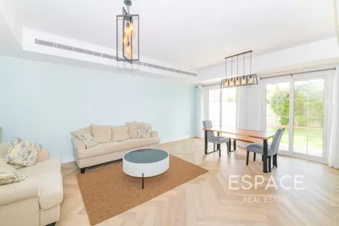 Villa in Springs 4, The Springs, Dubai 3 bedrooms, 228 sq.m. № 122869 - photo 3