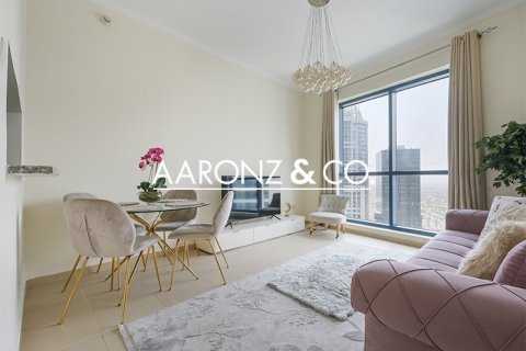 Купить квартиру в Джумейра Лейк Тауэрс, Дубай: 2 спальни, 79.3м², № 78284 - фото 3