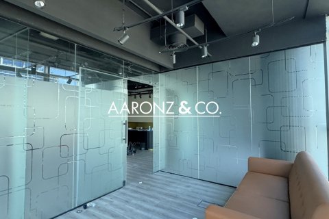 Office in Business Bay, Dubai 105 sq.m. № 78280 - photo 1