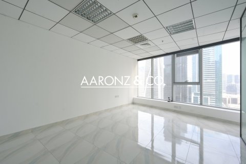 Office in Jumeirah Lake Towers, Dubai 98.3 sq.m. № 78283 - photo 5