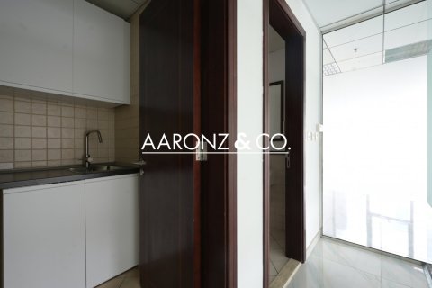 Office in Jumeirah Lake Towers, Dubai 98.3 sq.m. № 78283 - photo 10
