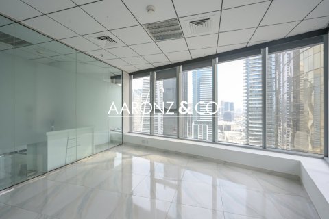 Office in Jumeirah Lake Towers, Dubai 98.3 sq.m. № 78283 - photo 2