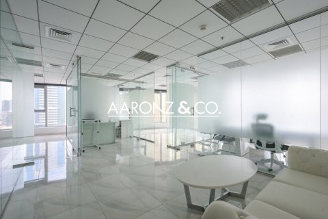 Office in Jumeirah Lake Towers, Dubai 98.3 sq.m. № 78283 - photo 8