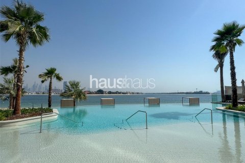 Apartment in Palm Jumeirah, Dubai 2 bedrooms, 131 sq.m. № 45109 - photo 1
