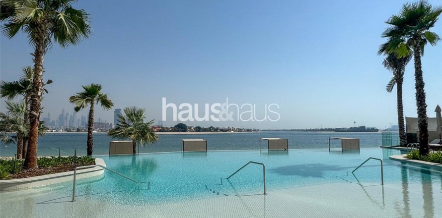 Apartment in Palm Jumeirah, Dubai 2 bedrooms, 131 sq.m. № 45109