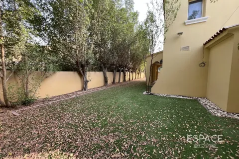 Снять в аренду таунхаус в Арабиан Ранчес, Дубай: 3 спальни, 301м², № 71270 - фото 10