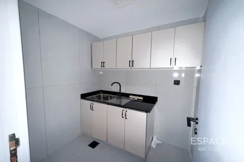 Office in Jumeirah Lake Towers, Dubai 71 sq.m. № 71269 - photo 4