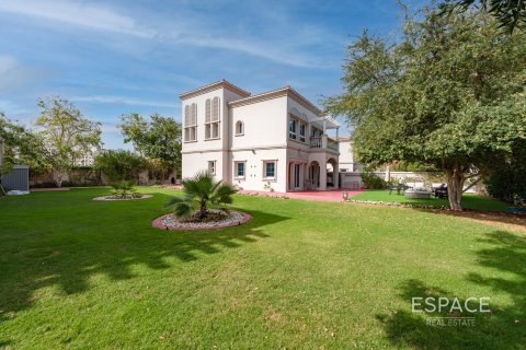 Снять в аренду таунхаус в Jumeirah Village Triangle, Дубай: 2 спальни, 275м², № 71268 - фото 20