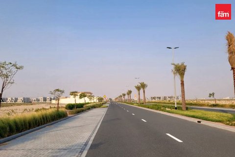 Купить земельный участок в Джабаль-Али, Дубай: 992м², № 97797 - фото 5