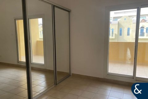 Villa en Jumeirah Village Circle, Dubai, 4 dormitorios, 236 m², № 75674 - foto 17