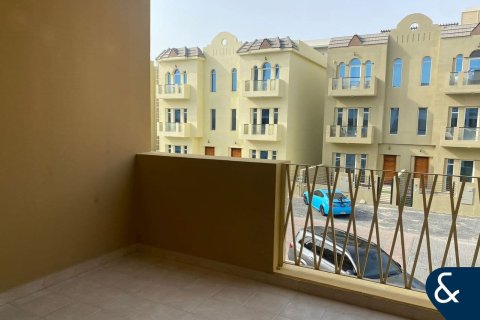 Villa en Jumeirah Village Circle, Dubai, 4 dormitorios, 236 m², № 75674 - foto 14