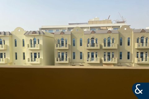 Villa en Jumeirah Village Circle, Dubai, 4 dormitorios, 236 m², № 75674 - foto 20