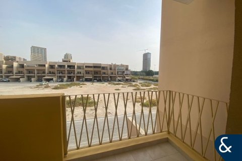 Villa en Jumeirah Village Circle, Dubai, 4 dormitorios, 236 m², № 75674 - foto 12