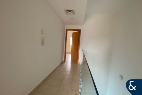 Villa en Jumeirah Village Circle, Dubai, 4 dormitorios, 236 m², № 75674 - foto 13