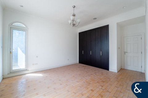 Villa in Sienna Lakes, Jumeirah Golf Estates, Dubai 5 bedrooms, 697 sq.m. № 75678 - photo 11