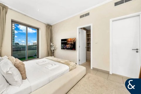 Apartment in Downtown Dubai (Downtown Burj Dubai), Dubai 1 bedroom, 105 sq.m. № 75677 - photo 14