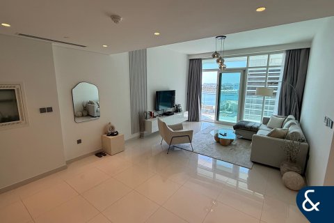 Apartamento en EMAAR Beachfront, Dubai Harbour, Dubai, 1 dormitorio, 75 m², № 75679 - foto 2